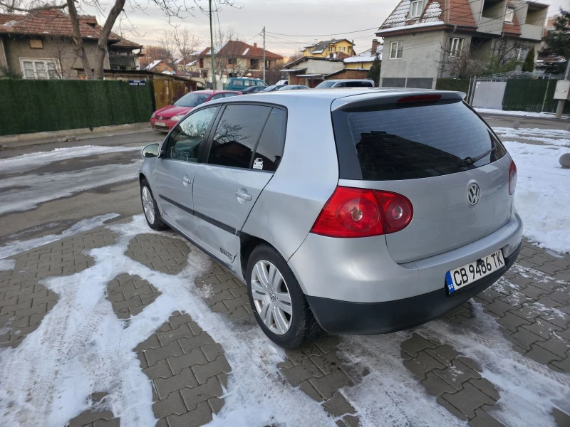 VW Golf 5 Бензин!!!, снимка 7 - Автомобили и джипове - 49236675