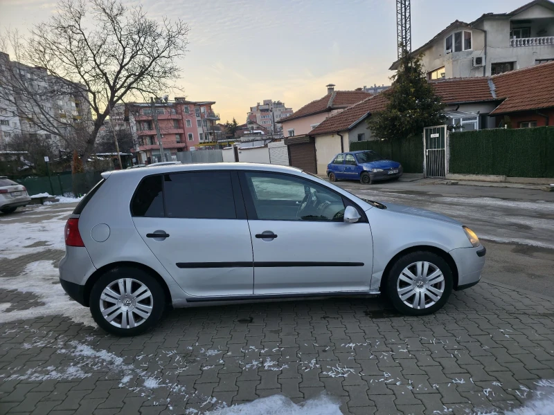 VW Golf 5 Бензин!!!, снимка 4 - Автомобили и джипове - 49236675