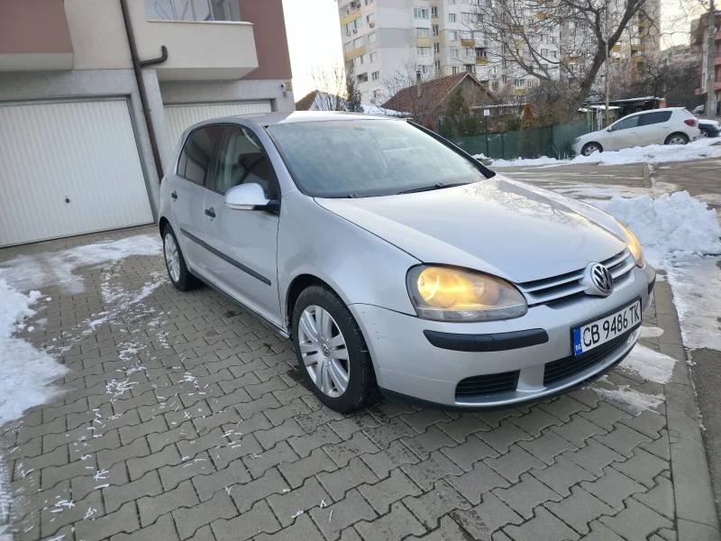 VW Golf 5 Бензин!!!, снимка 3 - Автомобили и джипове - 49236675