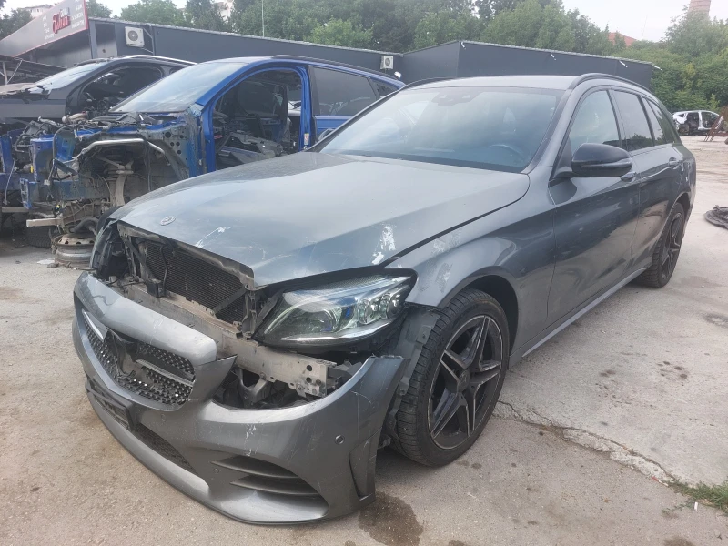 Mercedes-Benz C 220 W205 FACE AMG Дигит.табло, Дистроник, Мъртва точка, снимка 5 - Автомобили и джипове - 51041786