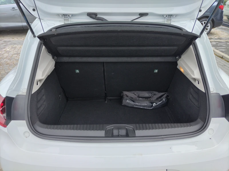 Renault Clio 1.0TCe/ 100к.с./Life, снимка 14 - Автомобили и джипове - 51203393
