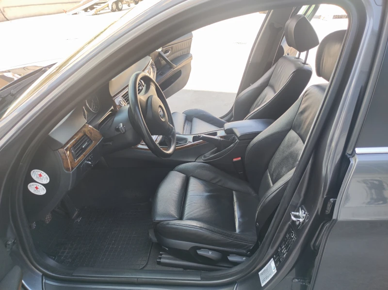 BMW 330 E90, снимка 14 - Автомобили и джипове - 51434890