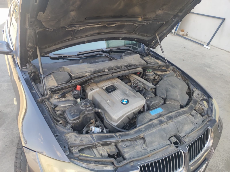 BMW 330 E90, снимка 17 - Автомобили и джипове - 51434890