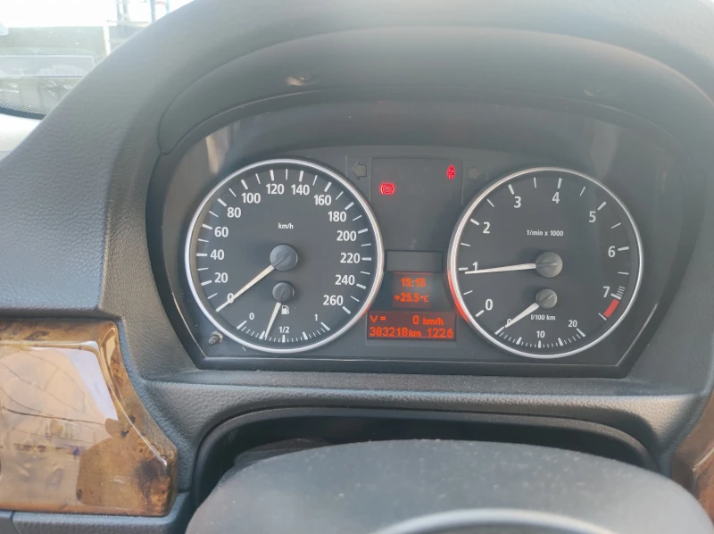 BMW 330 E90, снимка 16 - Автомобили и джипове - 51434890