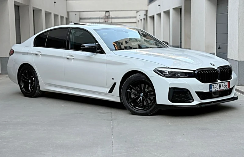 BMW 520 BMW 520d* M SPORT* Individual* Assist+ * Digital* , снимка 2 - Автомобили и джипове - 51544393