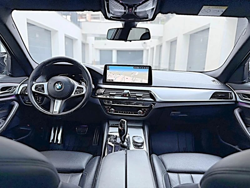 BMW 520 BMW 520d* M SPORT* Individual* Assist+ * Digital* , снимка 11 - Автомобили и джипове - 51544393