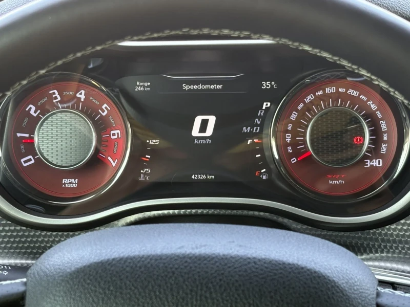 Dodge Challenger SRT, снимка 14 - Автомобили и джипове - 52430366