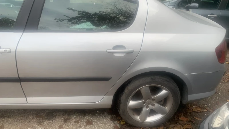 Peugeot 407, снимка 3 - Автомобили и джипове - 52537305