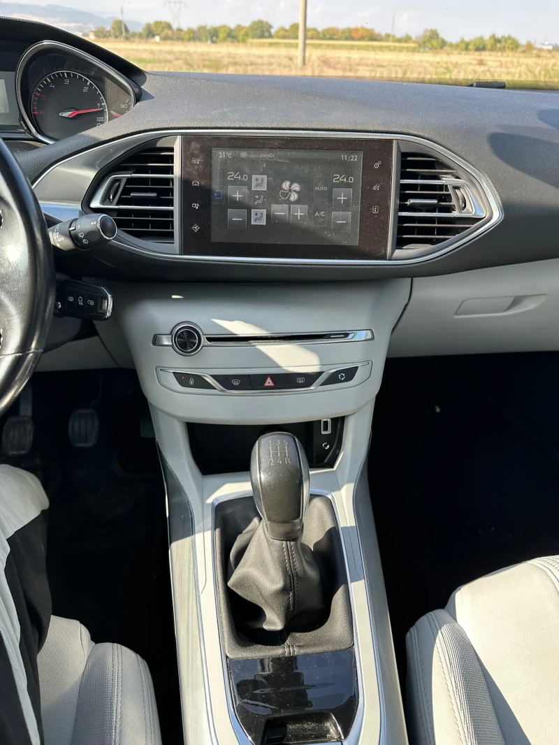 Peugeot 308 1.6hdi, снимка 11 - Автомобили и джипове - 52648649