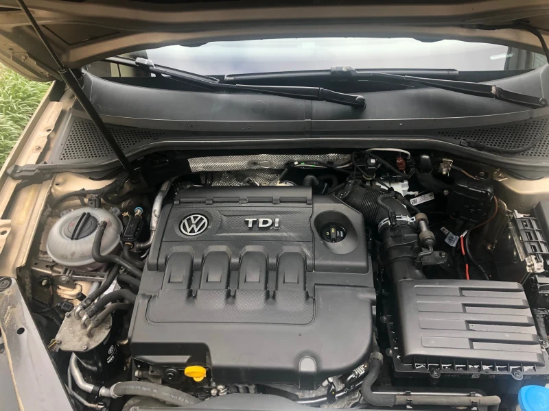 VW Passat 2.0TDI, снимка 13 - Автомобили и джипове - 53440624