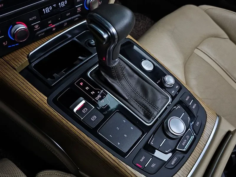 Audi A7 3.0 TDI Quattro, снимка 9 - Автомобили и джипове - 55087262