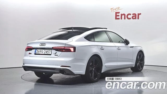 Audi A5 | S-LINE | 60K | CARBON, снимка 5 - Автомобили и джипове - 55691861