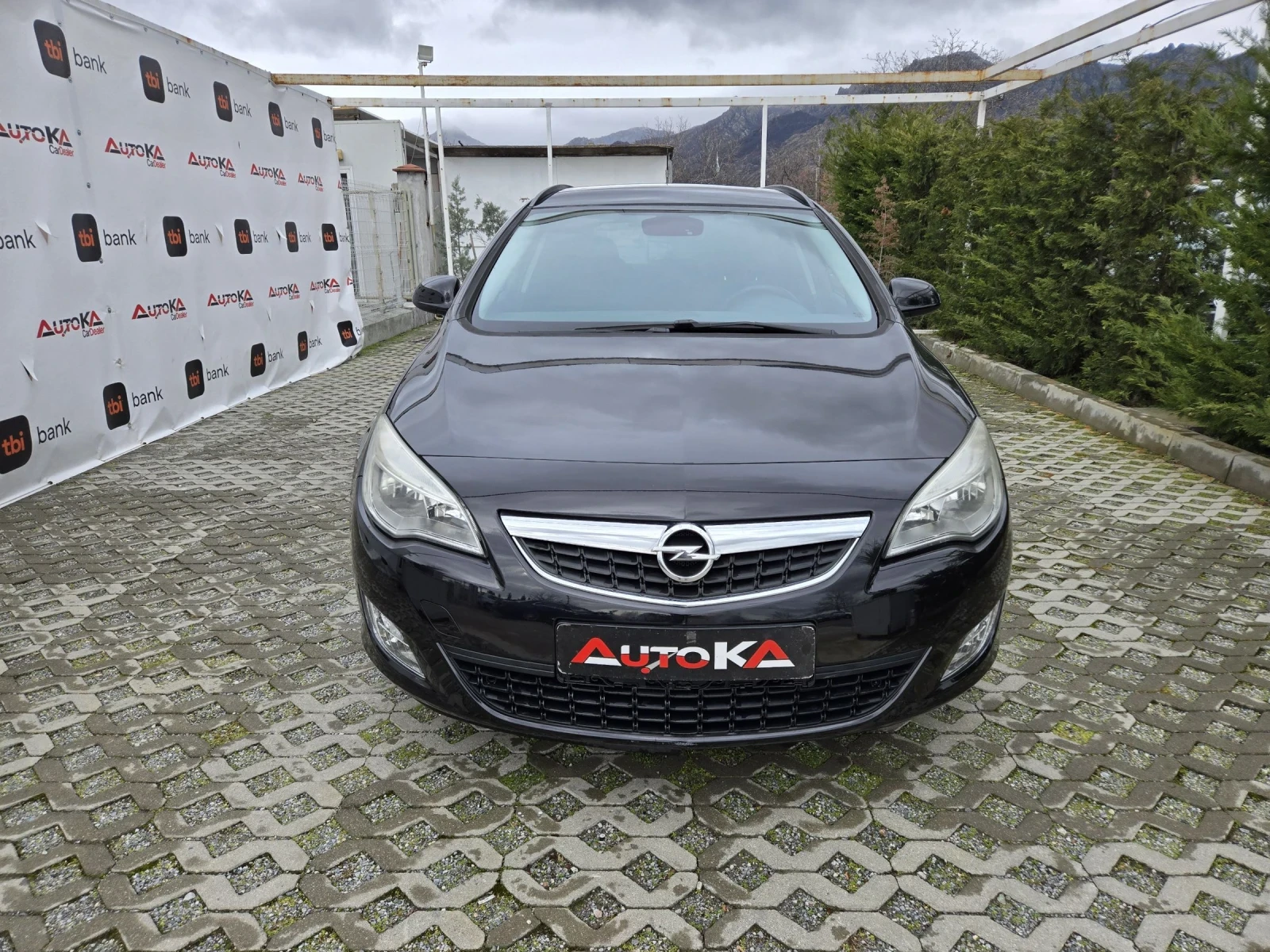 Opel Astra 1.7CDTI-110кс= 6СКОРОСТИ= АВТОПИЛОТ= 2015г, снимка 1