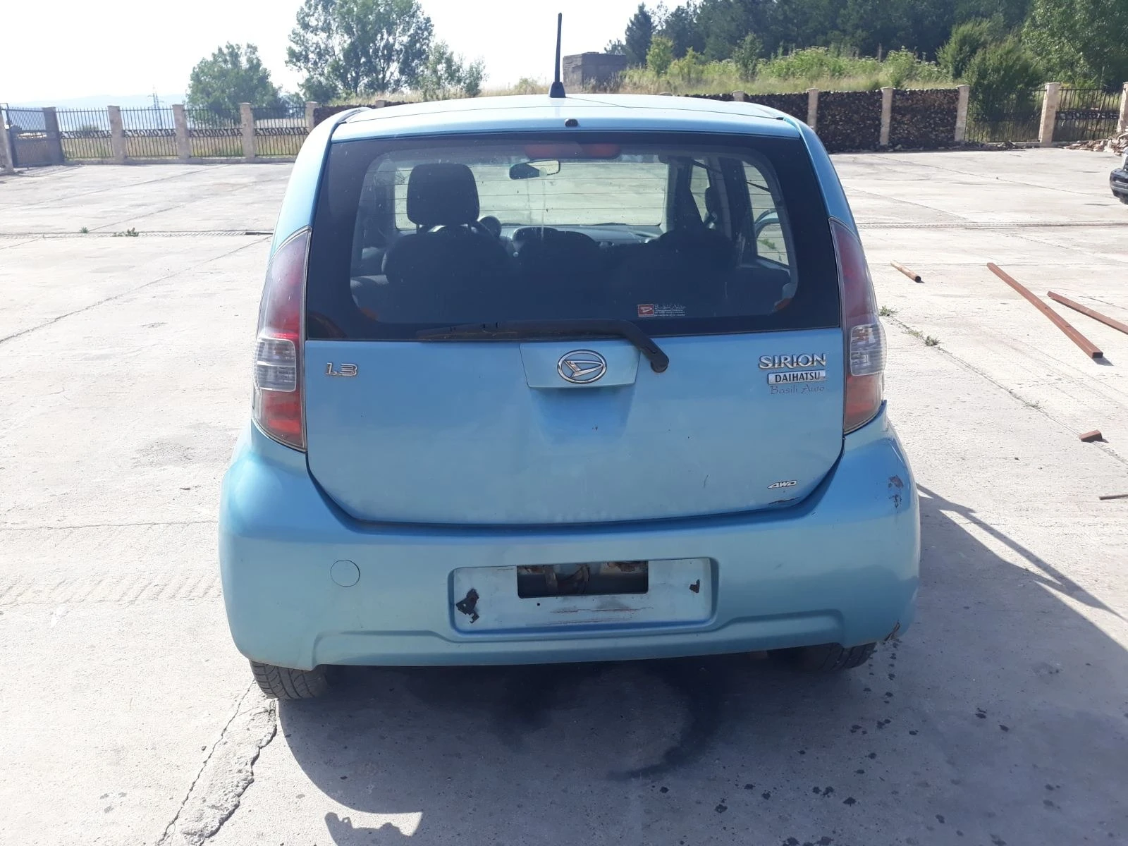 Daihatsu Sirion 4х4 - изображение 6