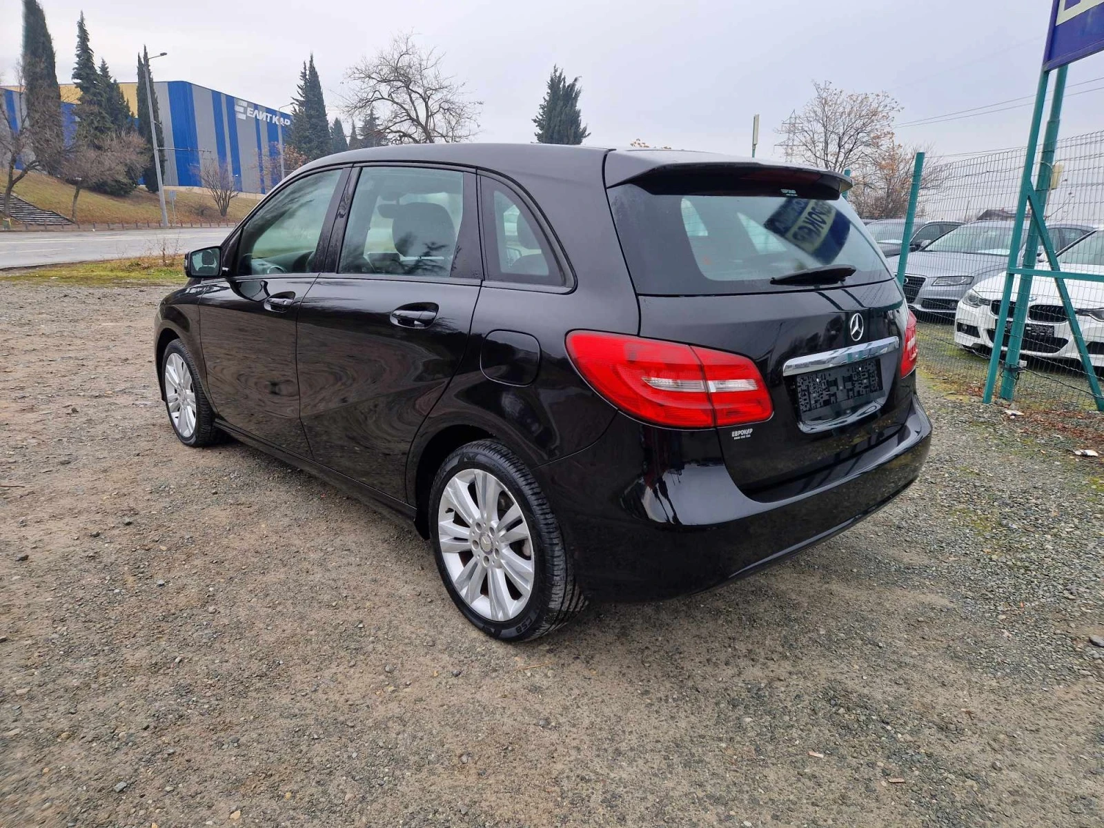 Mercedes-Benz B 180 1.5CDI - изображение 3