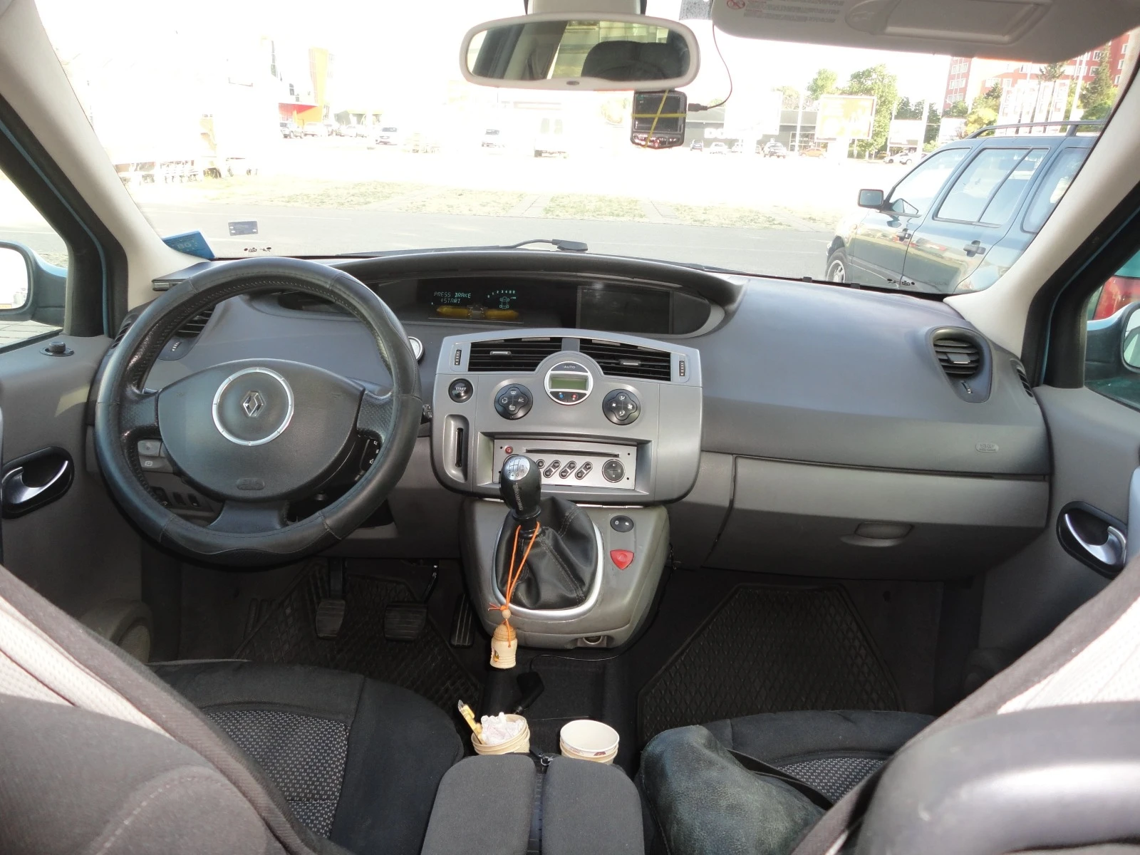 Renault Scenic  - изображение 7