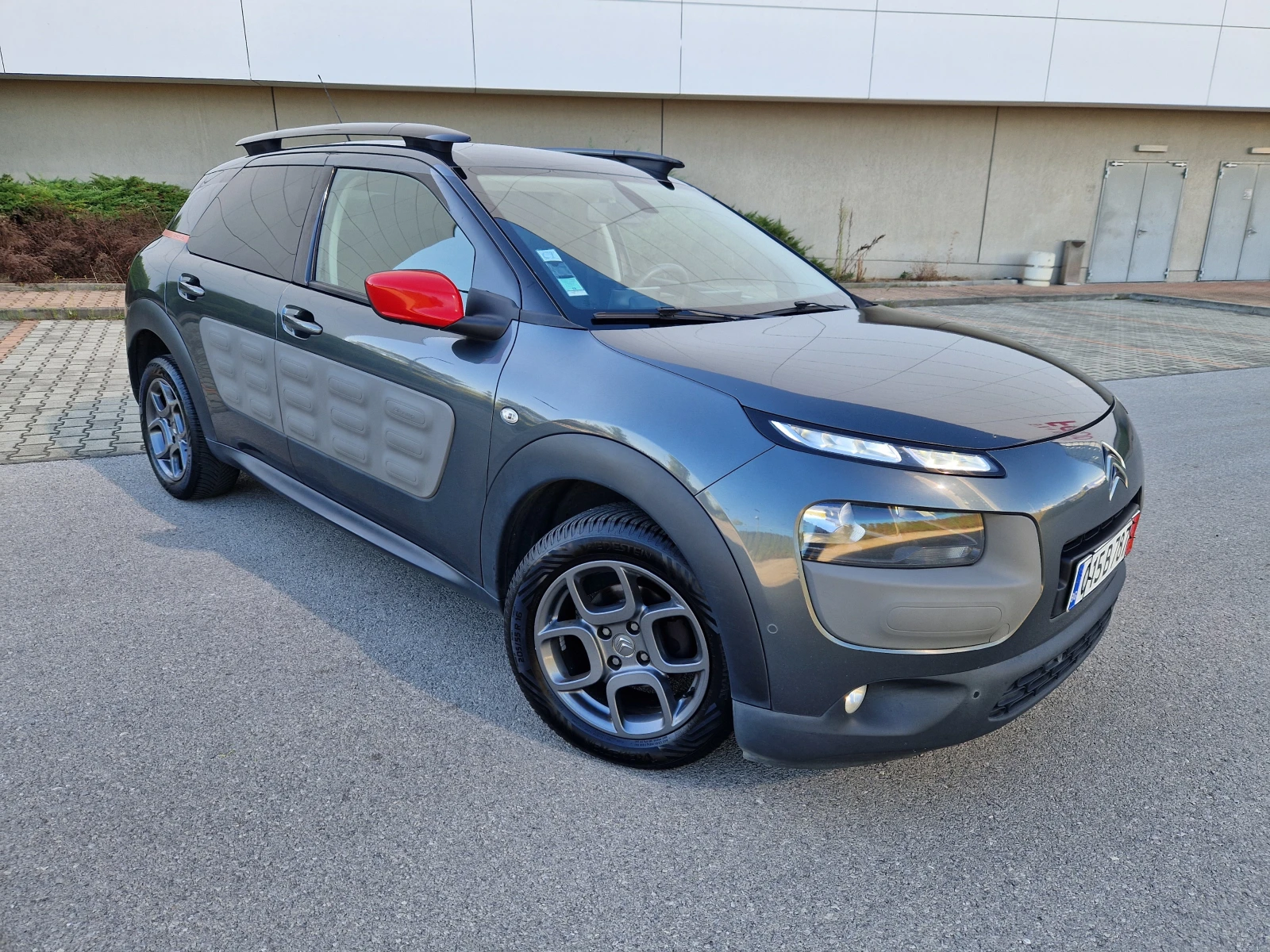 Citroen C4 Cactus Shine Edition/1.6 е-HDI - изображение 2