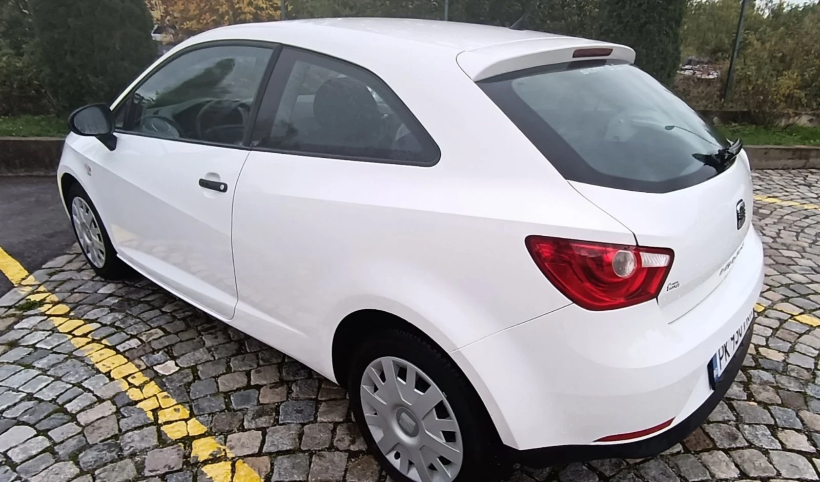 Seat Ibiza 1.2 бензин, снимка 5 - Автомобили и джипове - 54181457