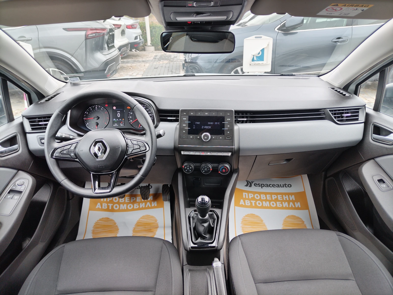 Renault Clio 1.0TCe/ 100к.с./Life - изображение 8