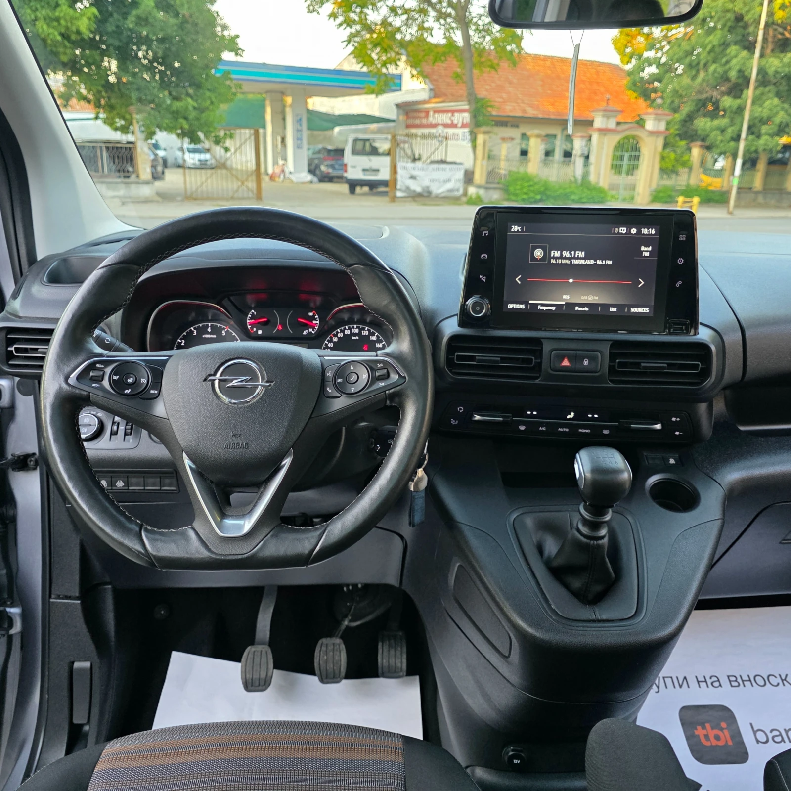 Opel Combo 1.2i LIFE FULL  - изображение 2