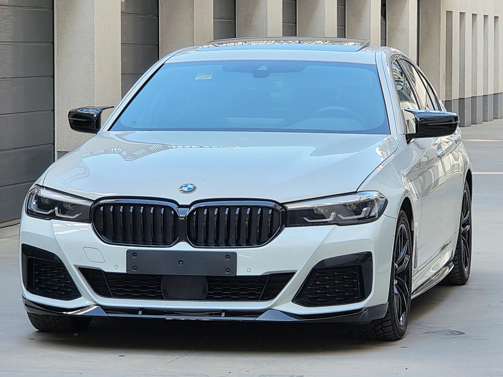 BMW 520 BMW 520d* M SPORT* Individual* Assist+ * Digital* , снимка 13 - Автомобили и джипове - 51544393