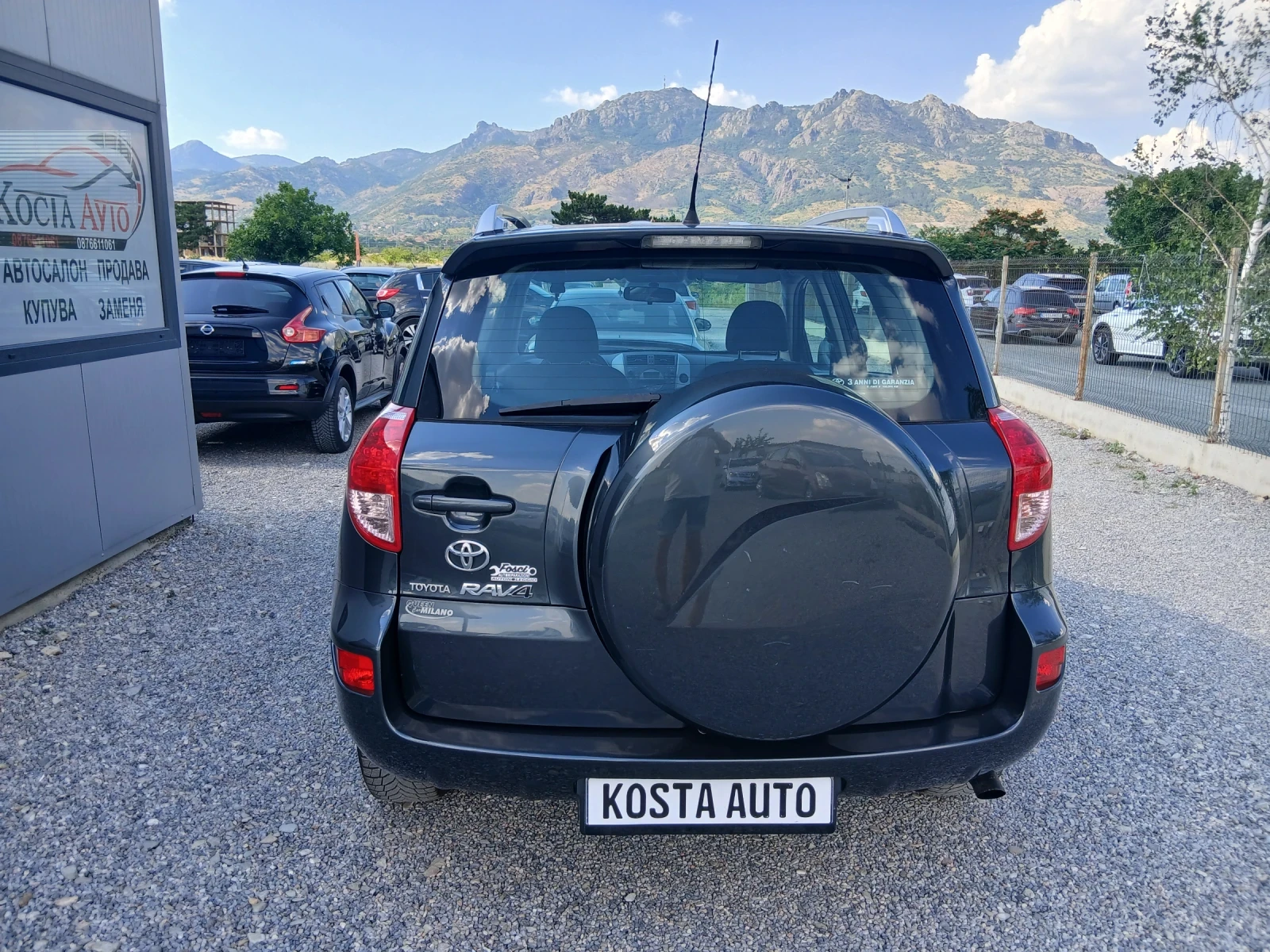 Toyota Rav4 КАТО НОВ, снимка 5 - Автомобили и джипове - 52170187