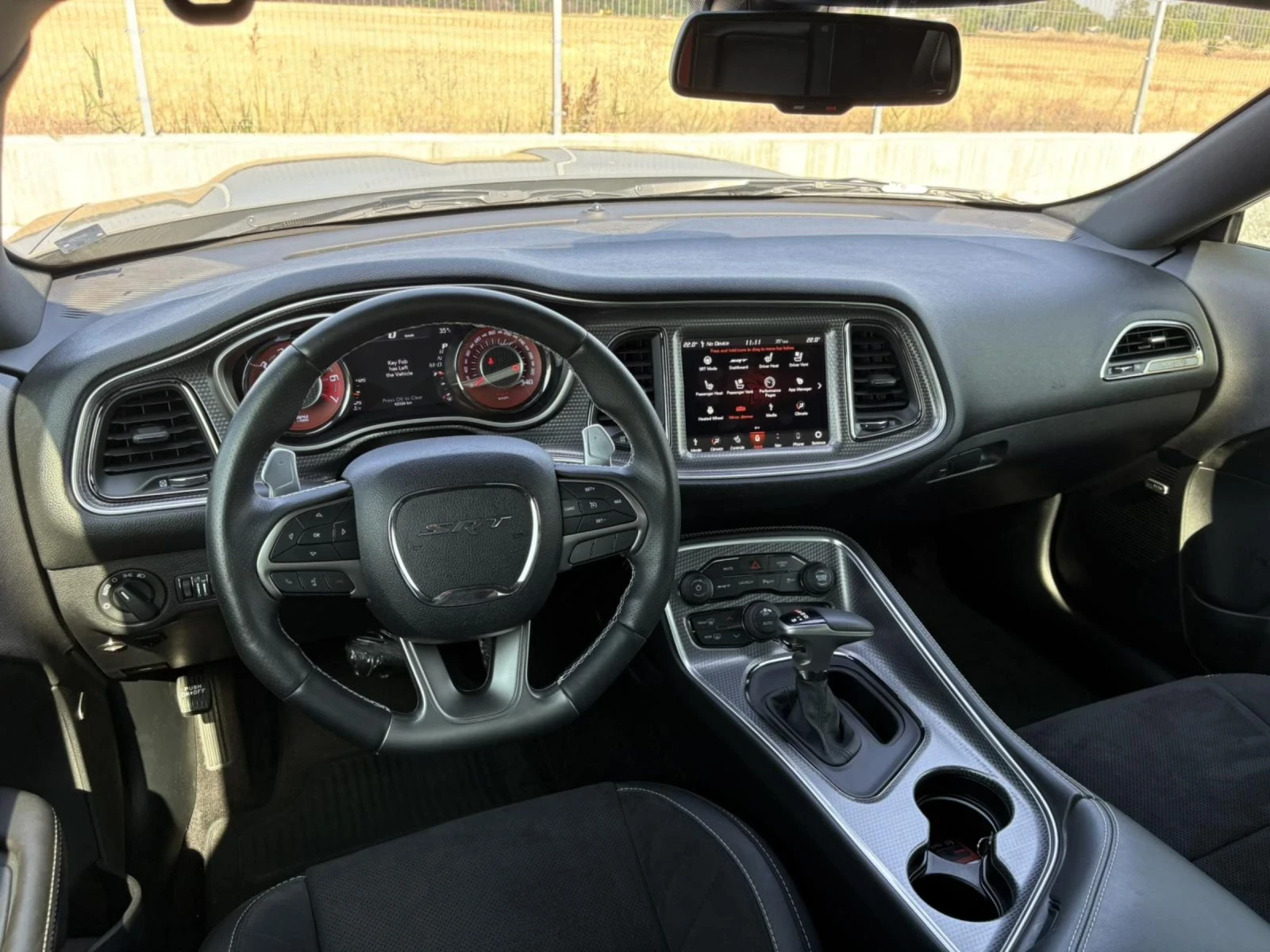 Dodge Challenger SRT - изображение 10