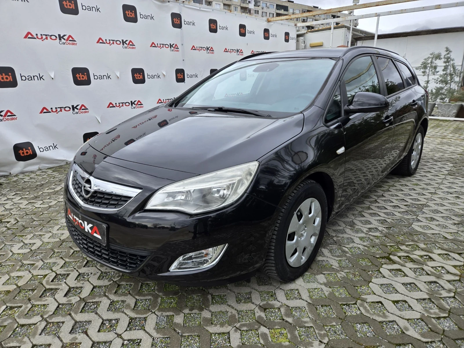 Opel Astra 1.7CDTI-110кс= 6СКОРОСТИ= АВТОПИЛОТ= 2015г - изображение 6