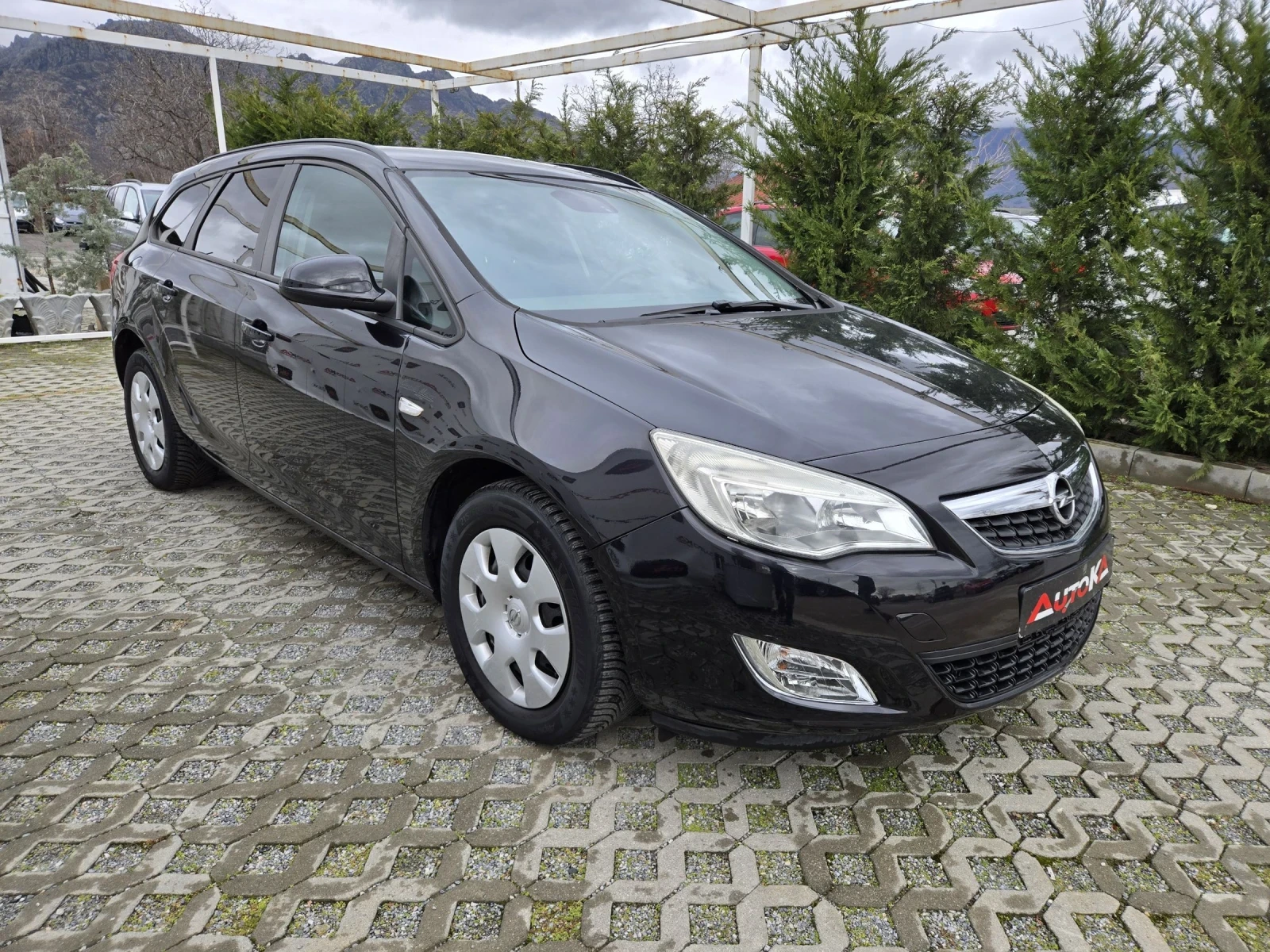 Opel Astra 1.7CDTI-110кс= 6СКОРОСТИ= АВТОПИЛОТ= 2015г - изображение 2