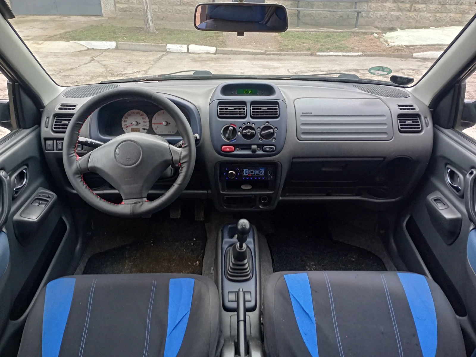 Suzuki Ignis 1.3, снимка 10 - Автомобили и джипове - 53684894