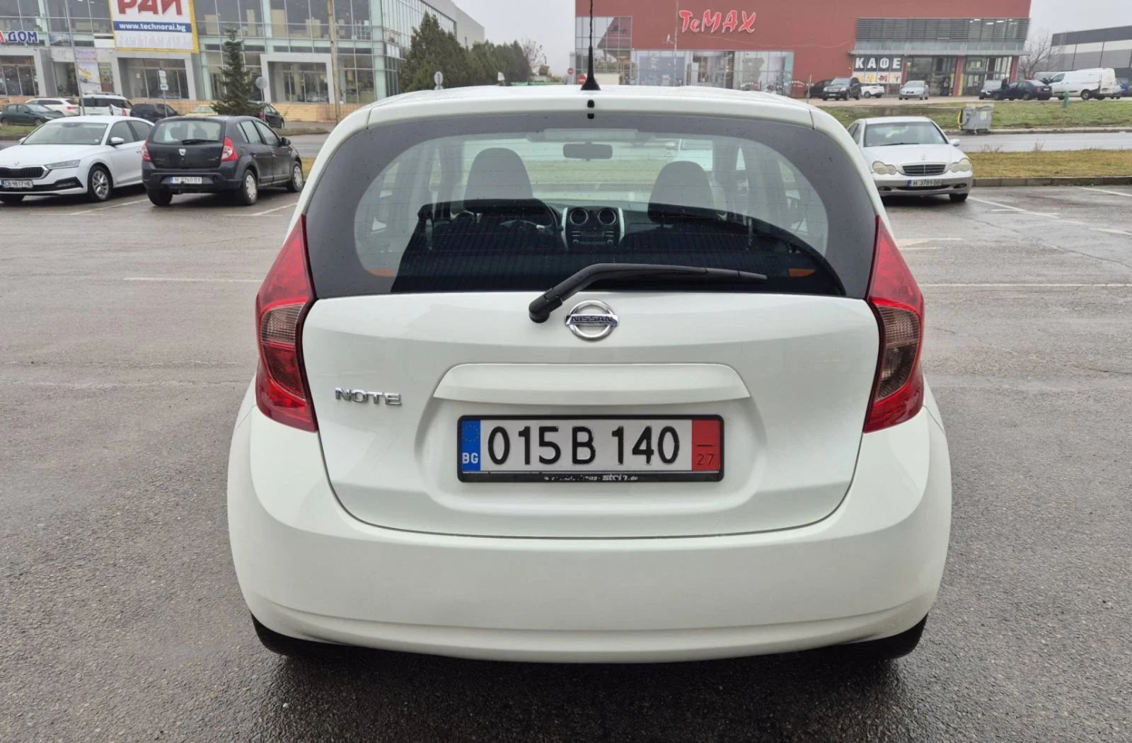 Nissan Note 1.2i - изображение 5