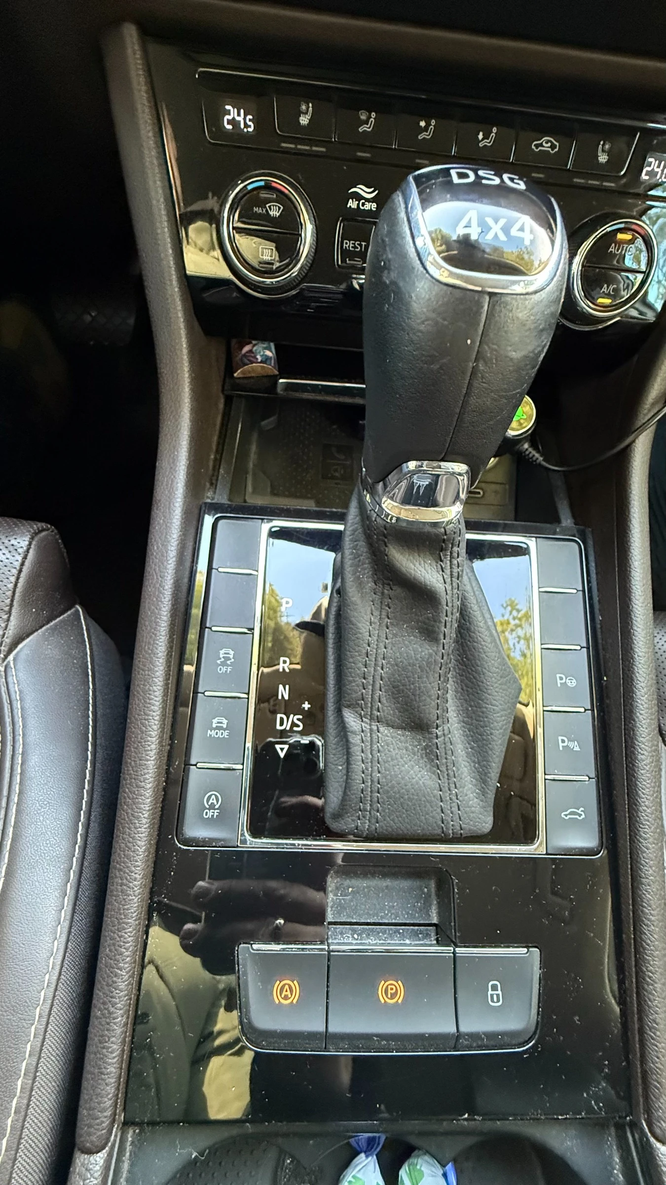 Skoda Superb L&K, 4x4, снимка 11 - Автомобили и джипове - 53569712