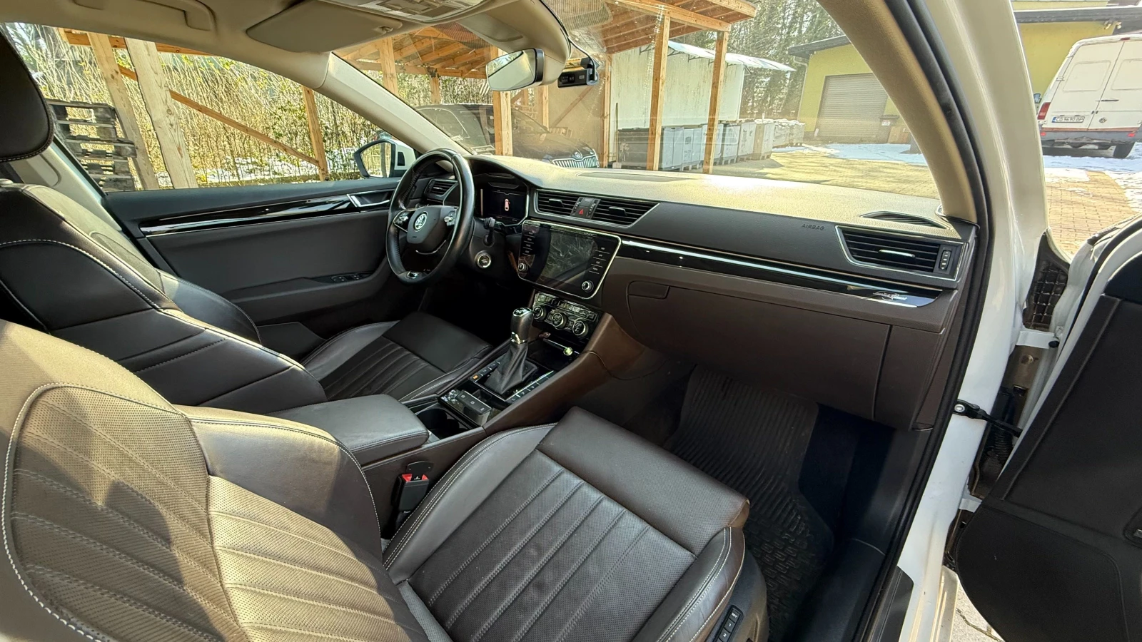 Skoda Superb L&K, 4x4, снимка 5 - Автомобили и джипове - 53569712