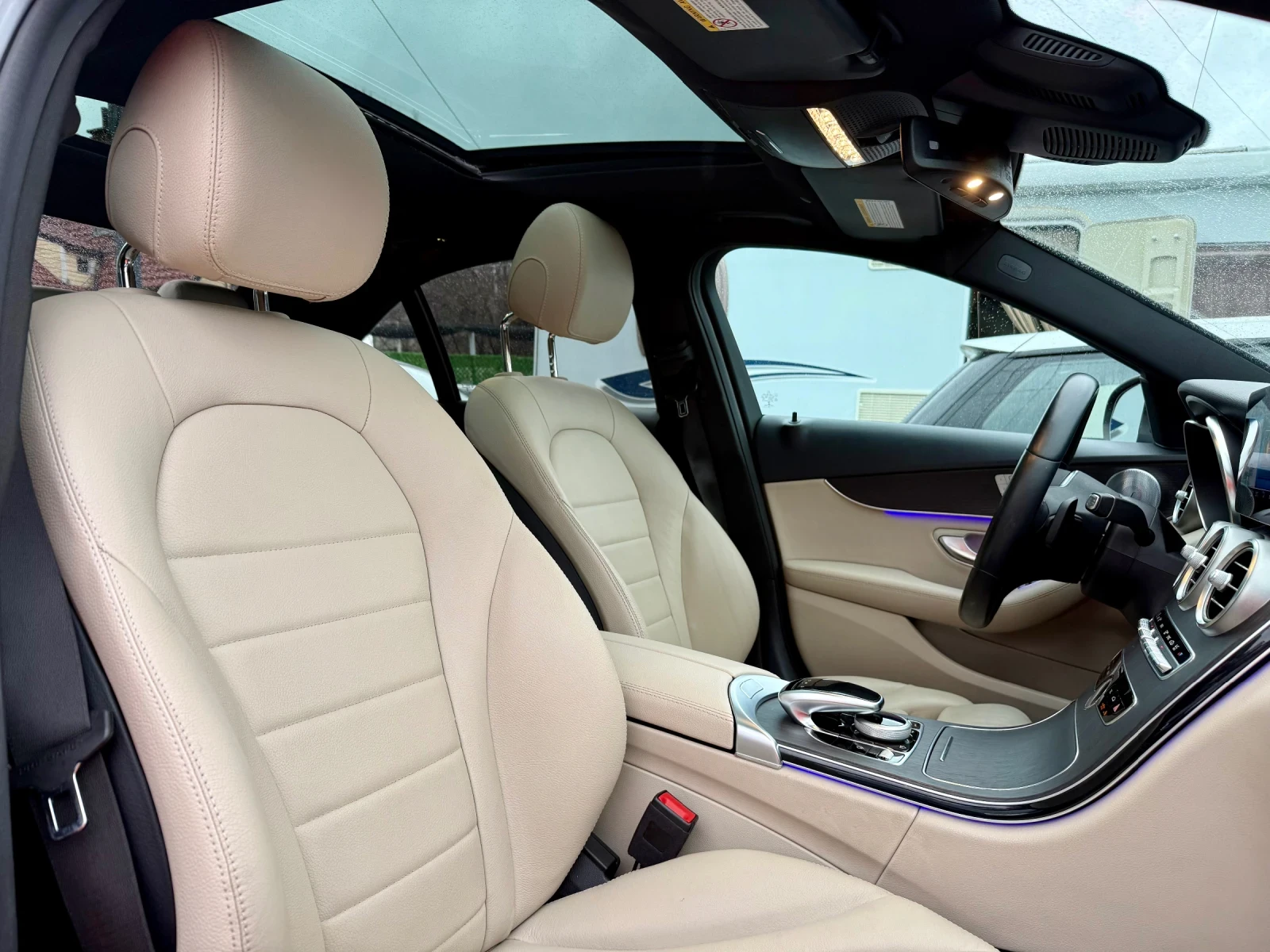 Mercedes-Benz C 300 4Matic, снимка 15 - Автомобили и джипове - 53732303