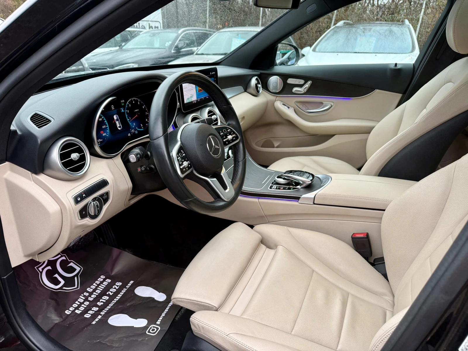 Mercedes-Benz C 300 4Matic, снимка 7 - Автомобили и джипове - 53732303