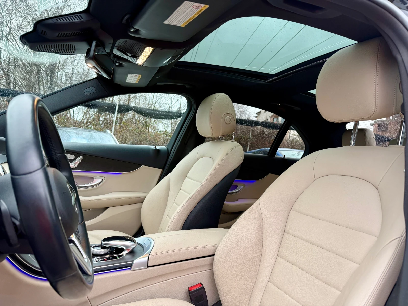 Mercedes-Benz C 300 4Matic, снимка 13 - Автомобили и джипове - 53732303