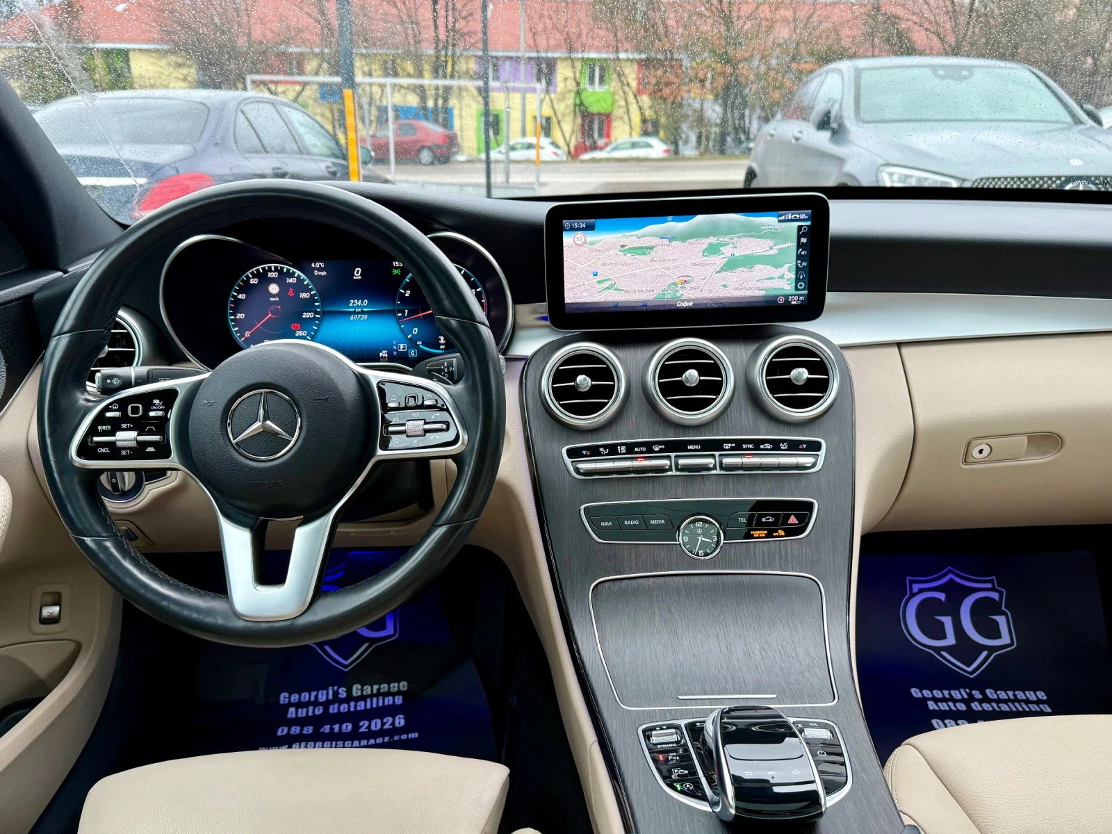 Mercedes-Benz C 300 4Matic, снимка 8 - Автомобили и джипове - 53732303