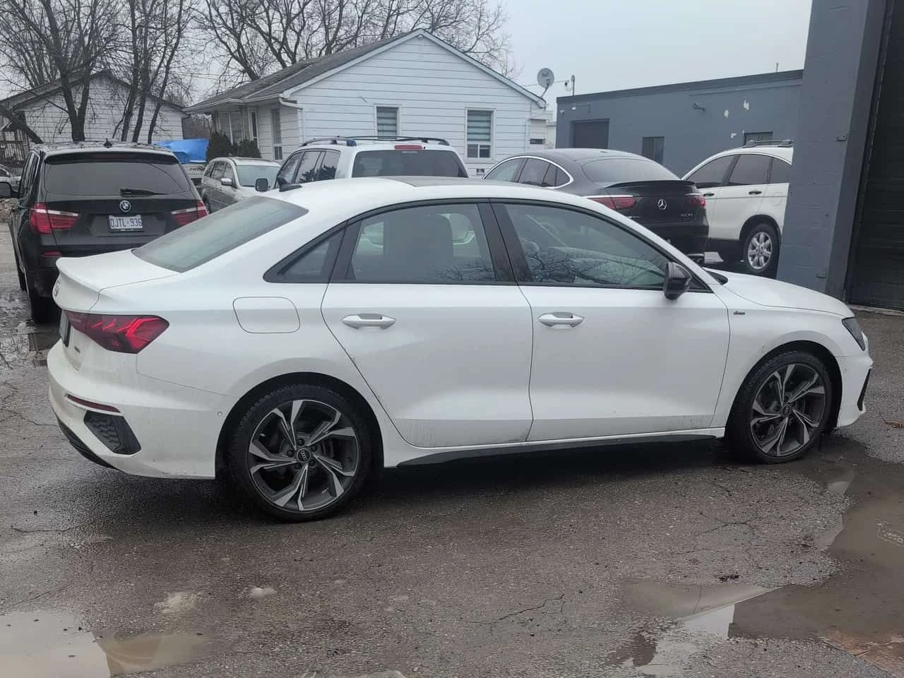 Audi A3 * Progressiv * 2 КЛЮЧА* ПОДГРЕВ* KEYLESS* , снимка 3 - Автомобили и джипове - 53921477