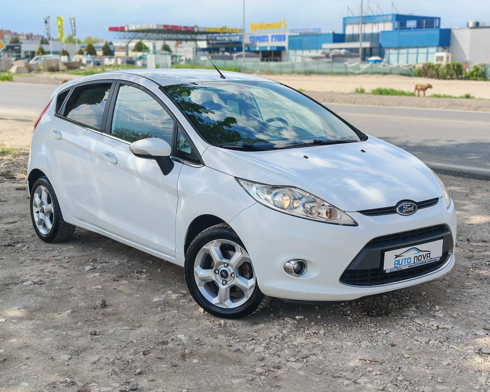 Ford Fiesta 1.4 БЕНЗИН 97 К.С ГАЗ  TITANIUM! УНИКАЛНА