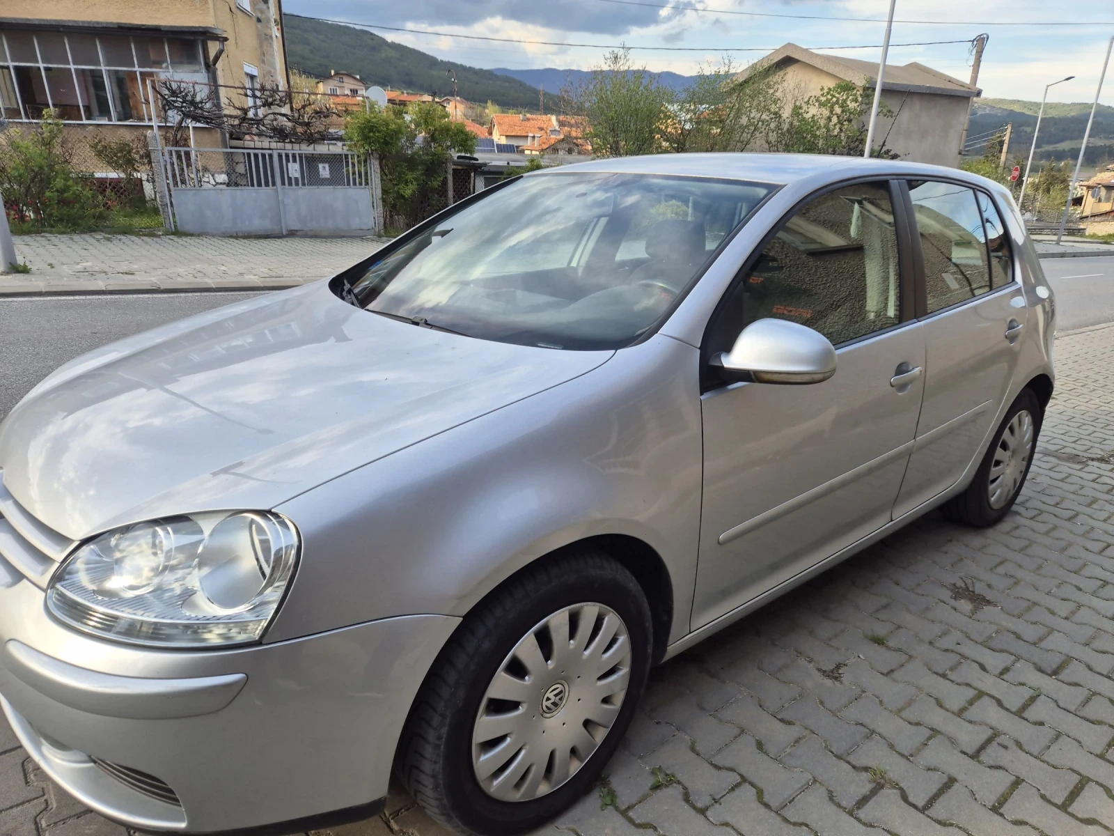 VW Golf 1.9 tdi , снимка 3 - Автомобили и джипове - 54416795