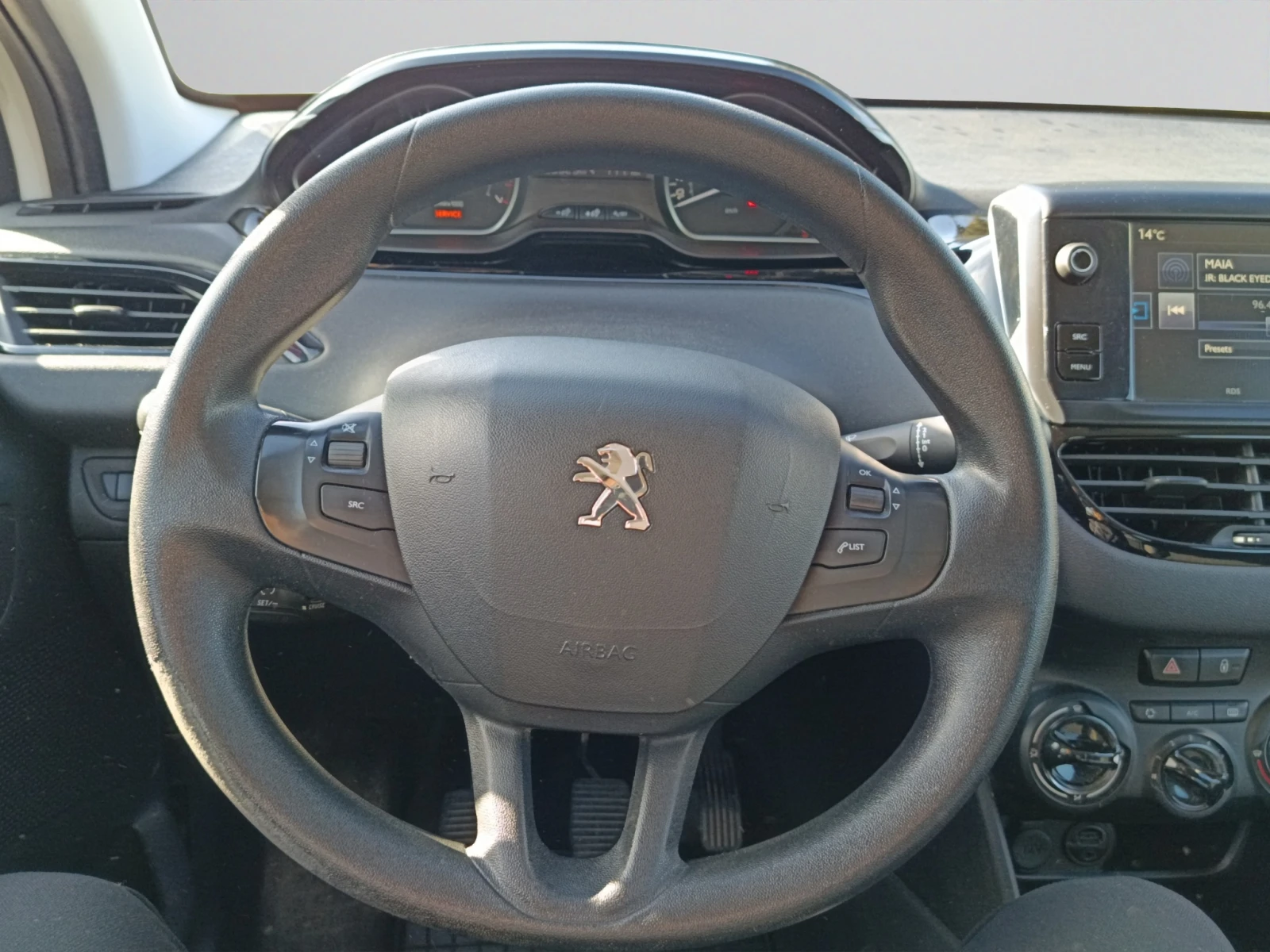 Peugeot 208, снимка 12 - Автомобили и джипове - 54456959