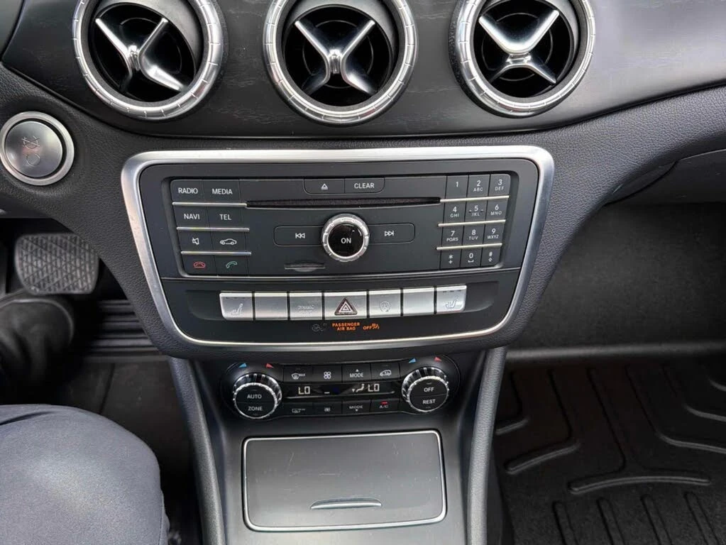 Mercedes-Benz CLA 250 4MATIC, снимка 10 - Автомобили и джипове - 54540967