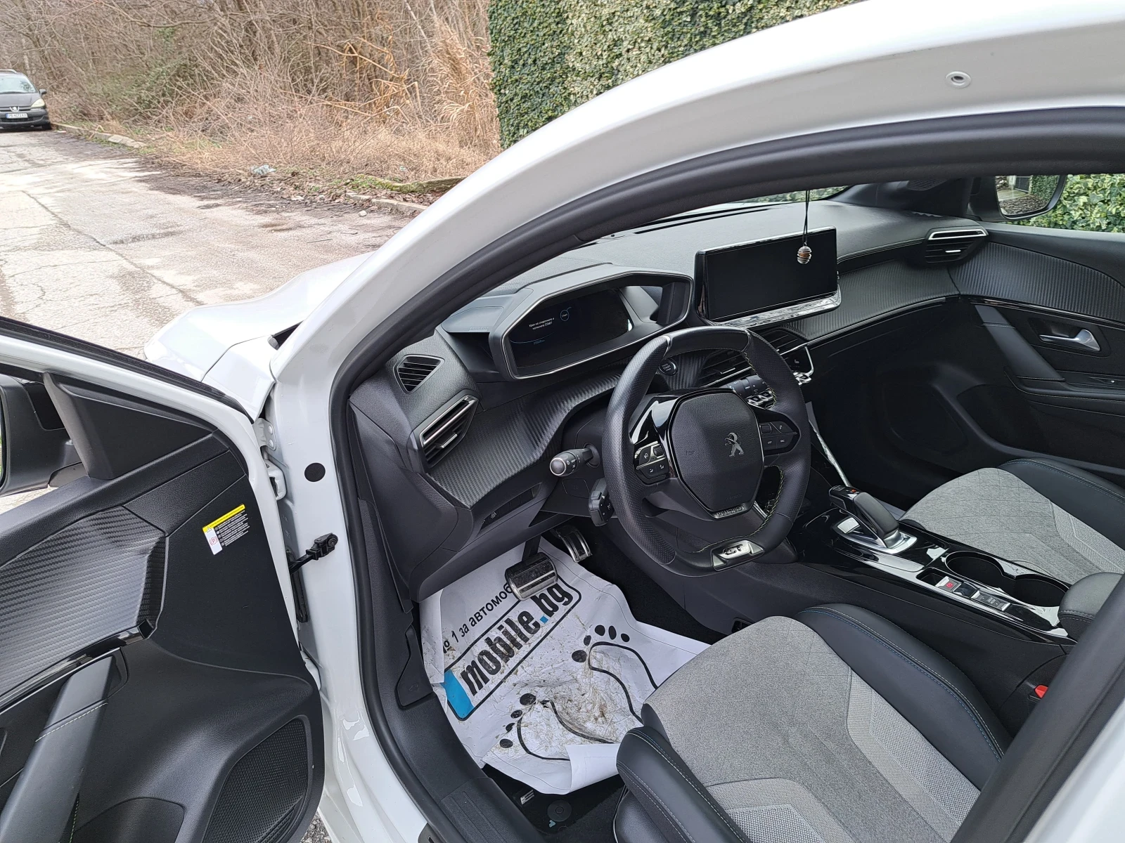 Peugeot 208 �-GT lain | Mobile.bg � ����������� 12