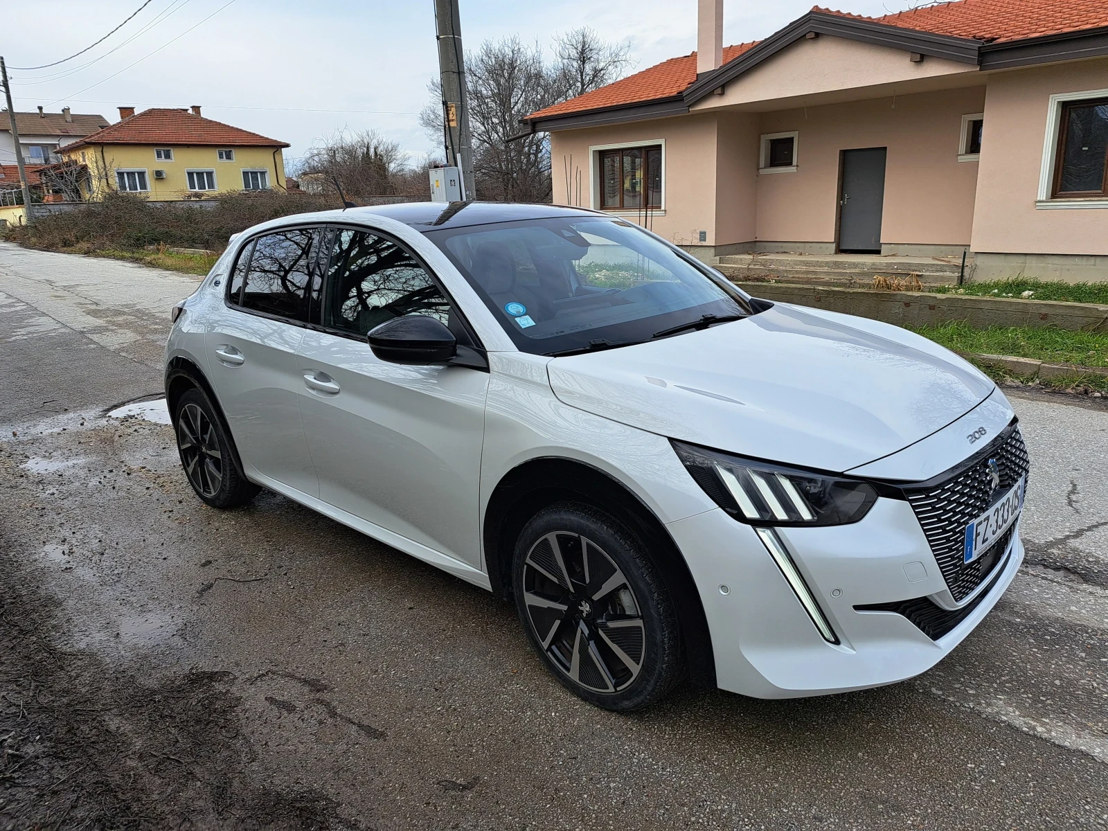 Peugeot 208 �-GT lain | Mobile.bg � ����������� 7