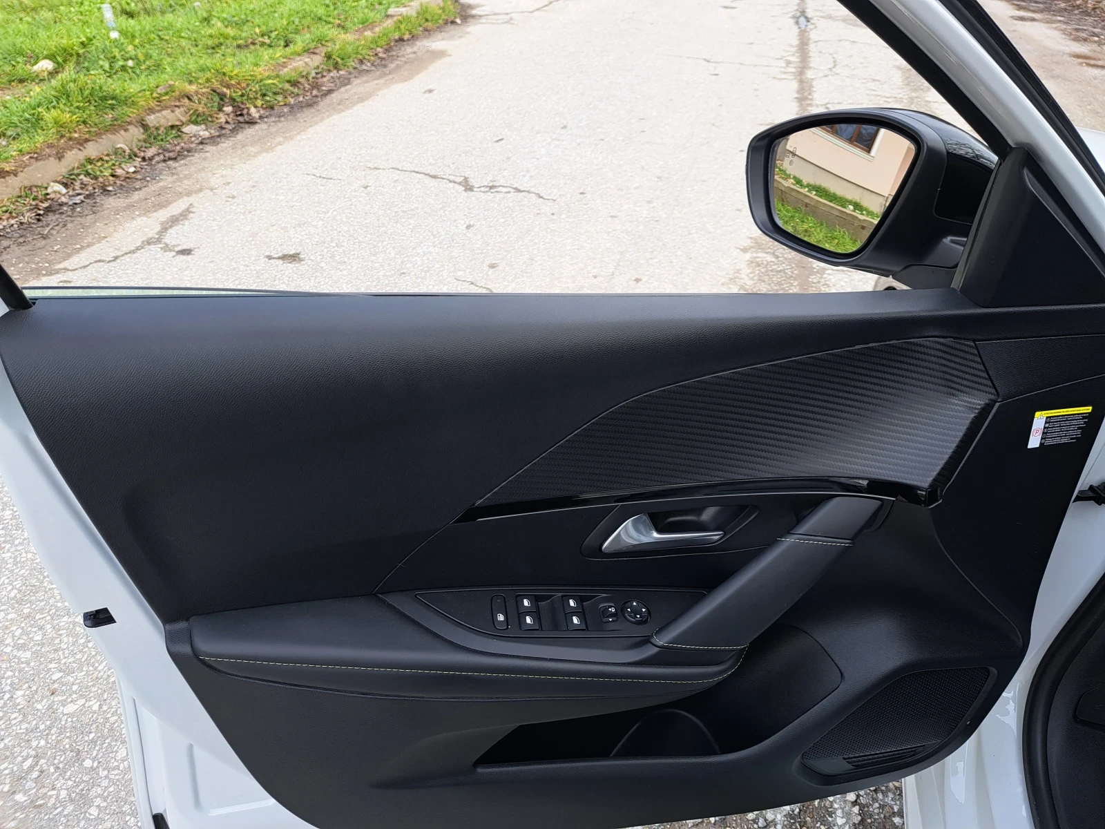 Peugeot 208 �-GT lain | Mobile.bg � ����������� 13