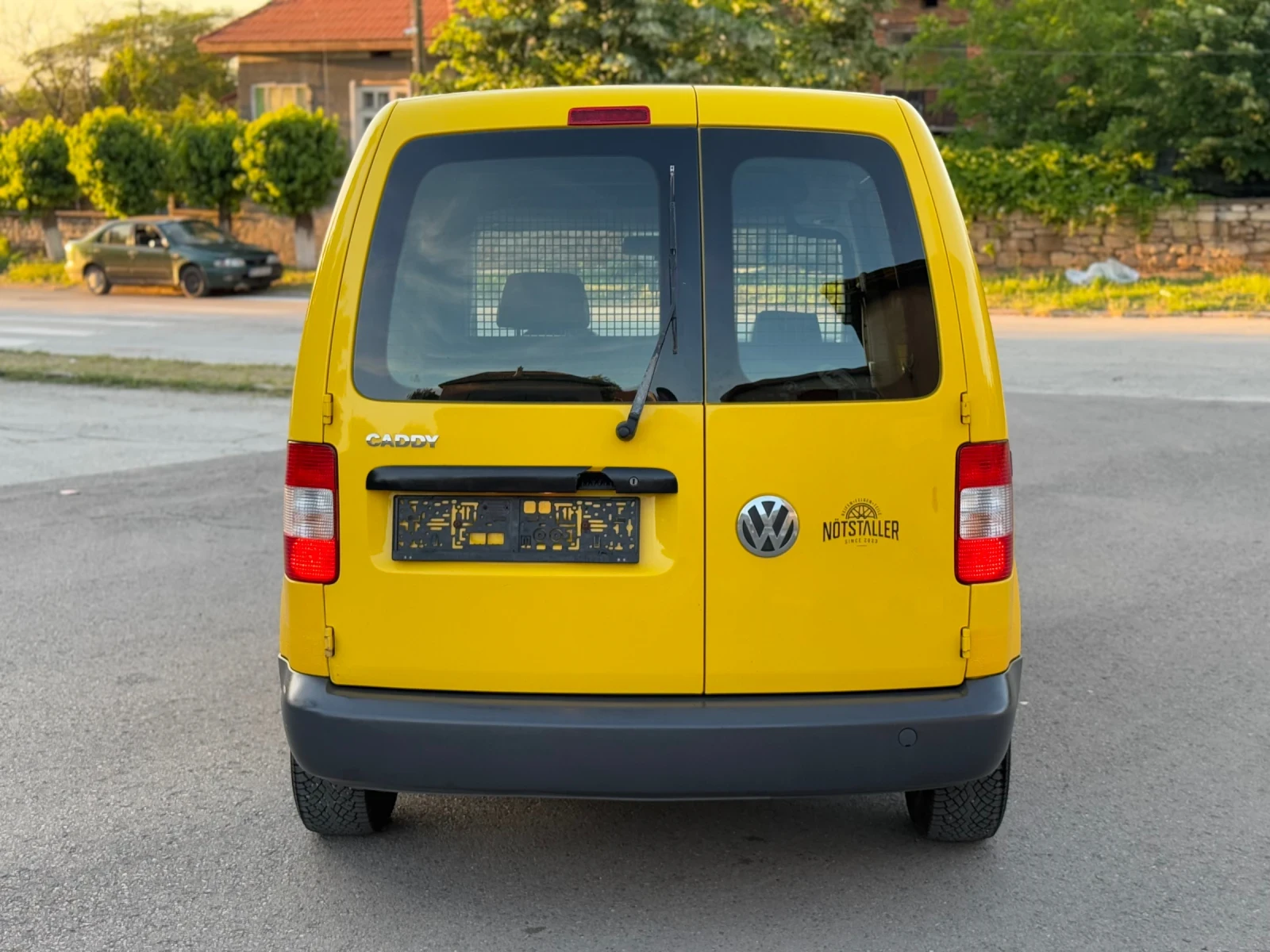 VW Caddy 2.0SDI, снимка 4 - Автомобили и джипове - 54734076