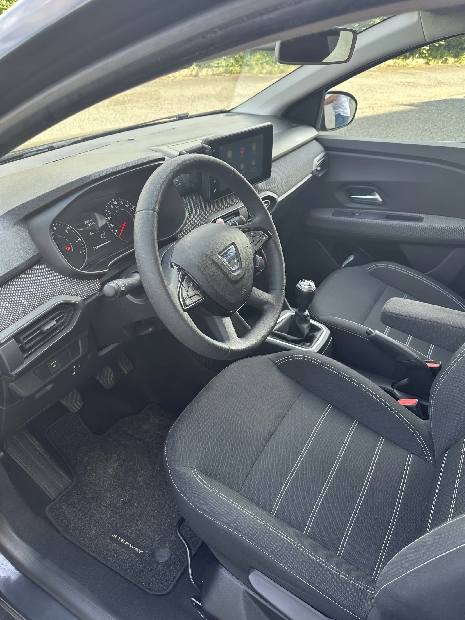 Dacia Sandero, снимка 12 - Автомобили и джипове - 54803349