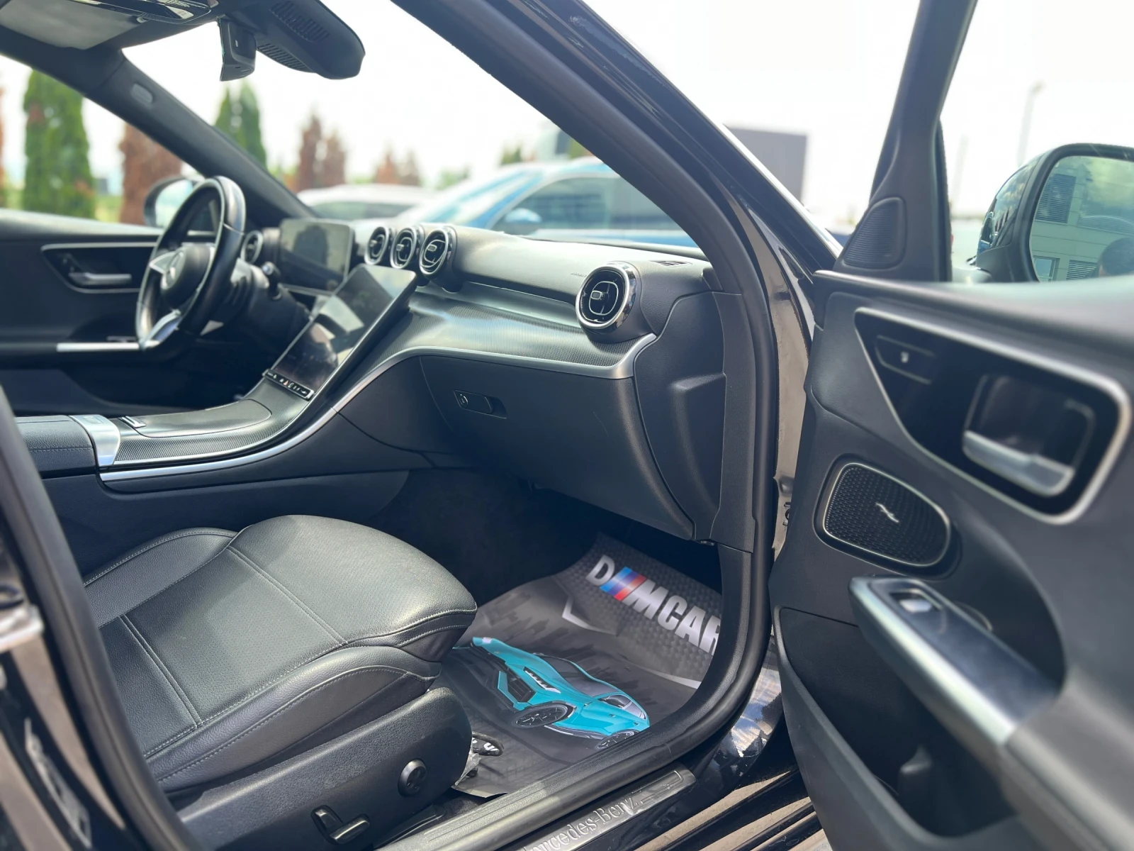 Mercedes-Benz C 200 EQ/MBUX/ПОДГРЕВ/АМБИЕНТ/ЛИЗИНГ/, снимка 8 - Автомобили и джипове - 54970009