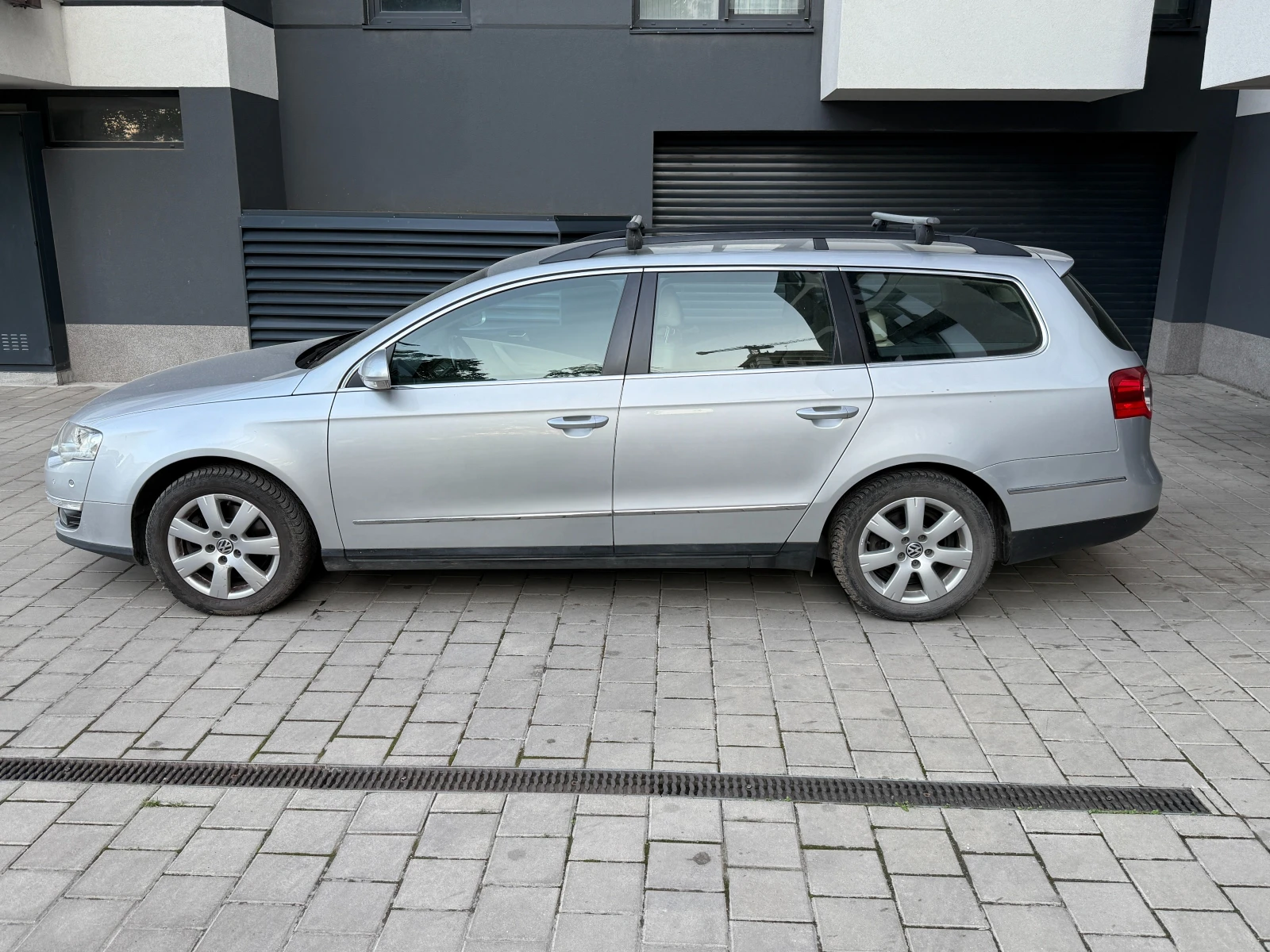 VW Passat VW Passat2.0 TDI автомат, печка, кожа, снимка 7 - Автомобили и джипове - 55192972