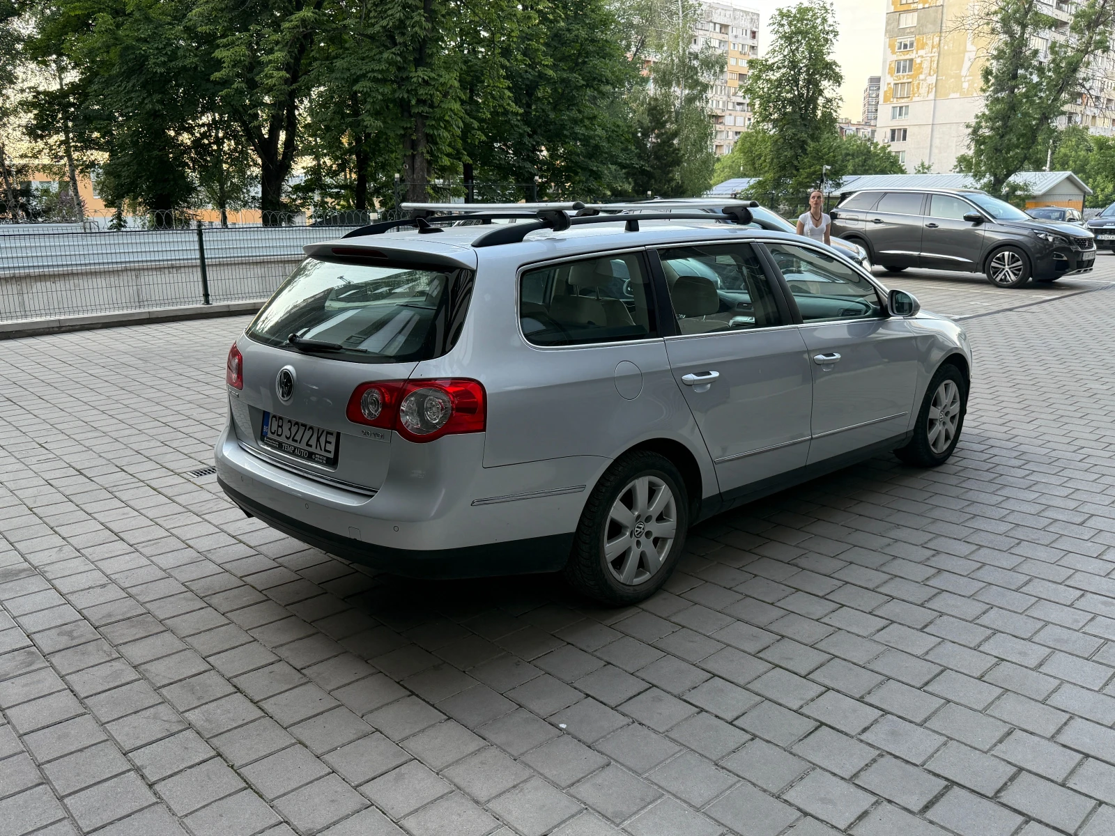 VW Passat VW Passat2.0 TDI автомат, печка, кожа, снимка 4 - Автомобили и джипове - 55192972